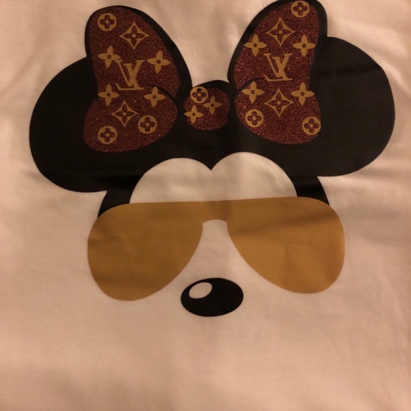 LV Minnie ears v-neck t shirt - Picture 3 of 7